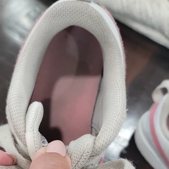 Nike Pink and White Classic Sneakers 5.5Y - Picture 9 of 14